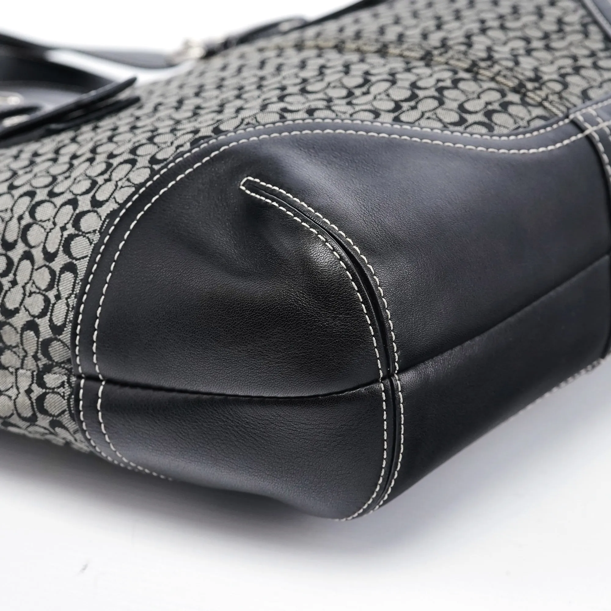 6383 Grey Signature C Soho Tote Bag