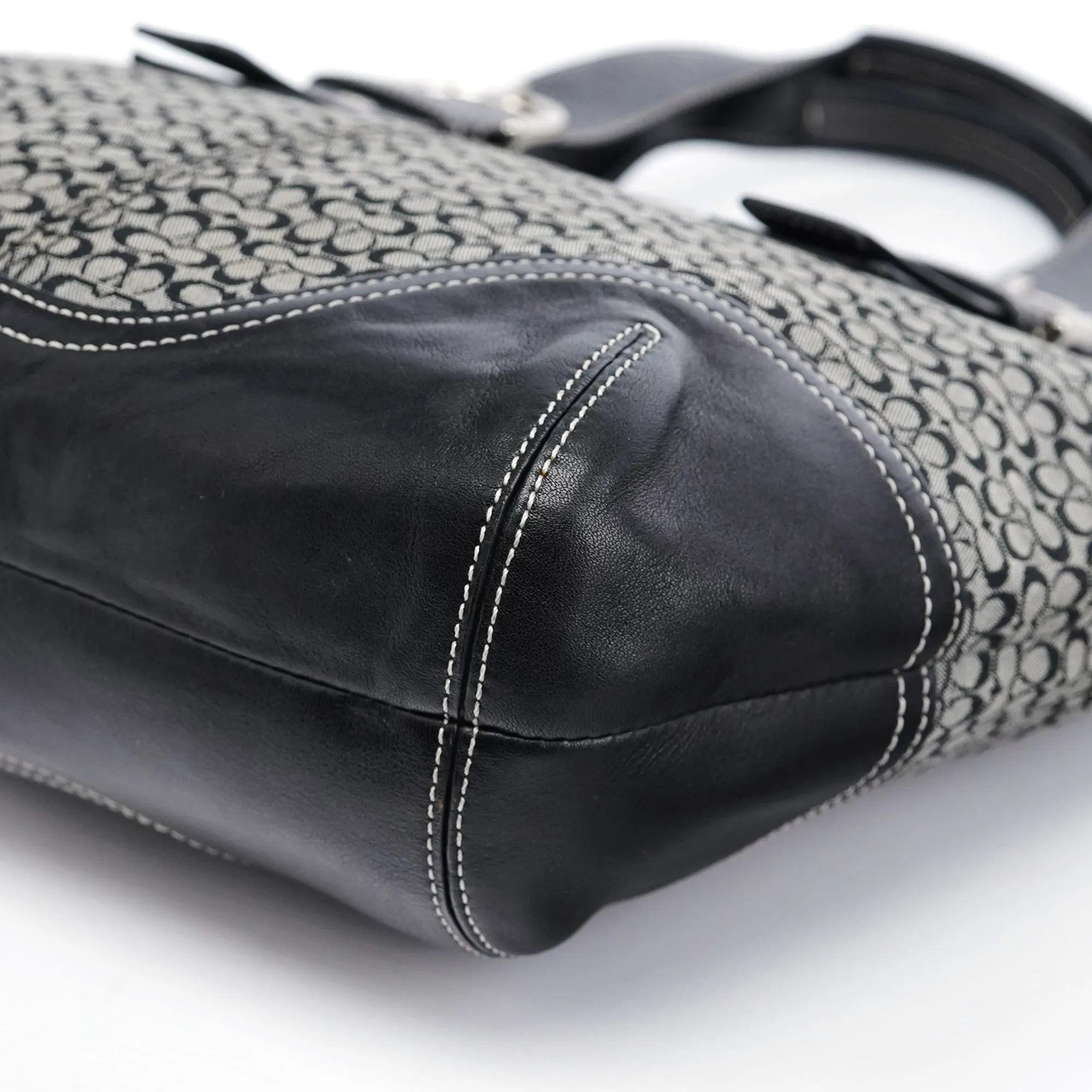 6383 Grey Signature C Soho Tote Bag