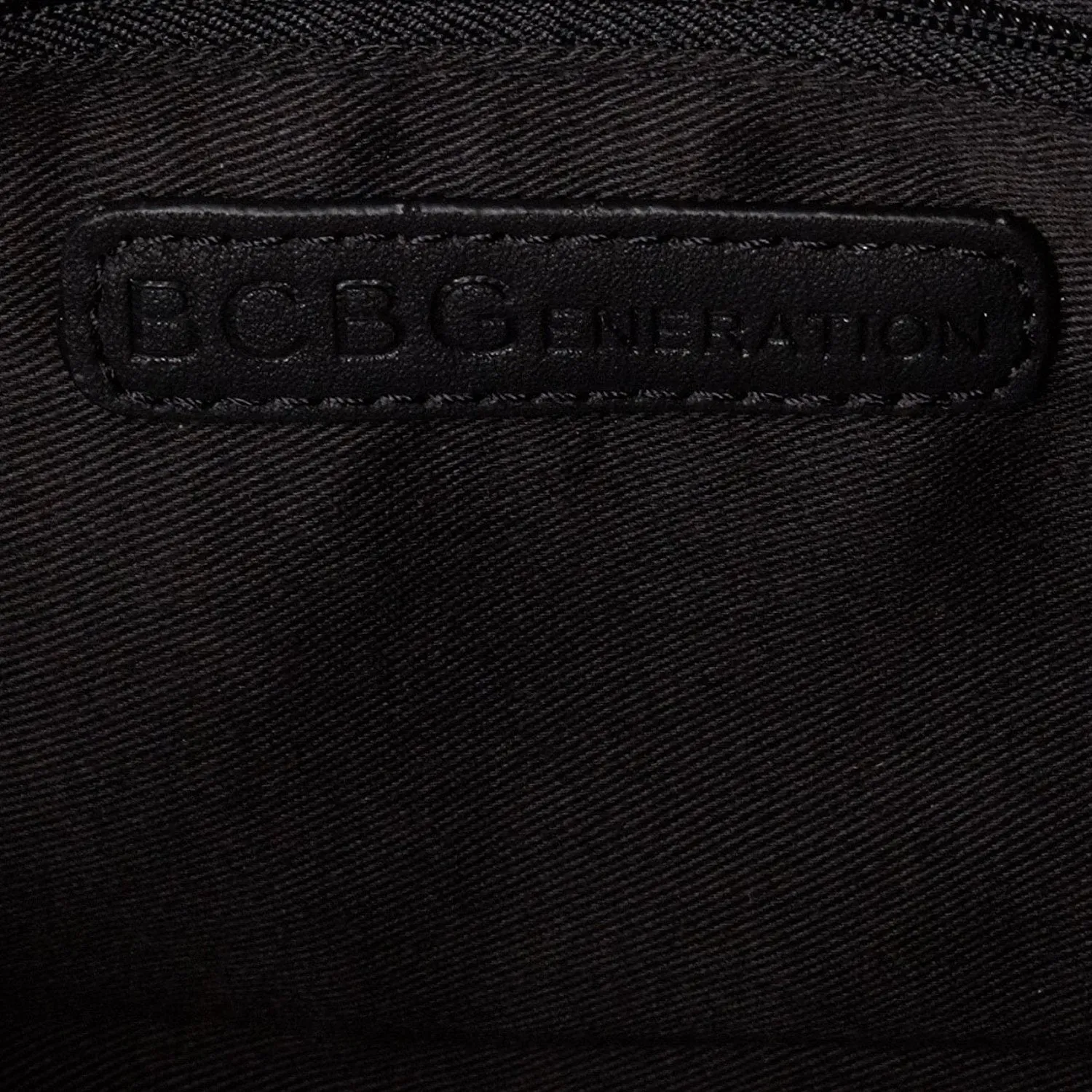 BCBGeneration Quinn APX037GN Clutch