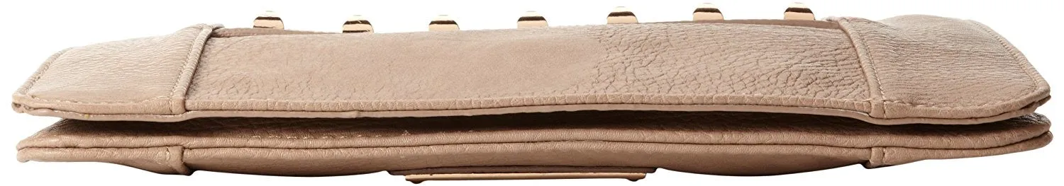 BCBGeneration Quinn APX037GN Clutch