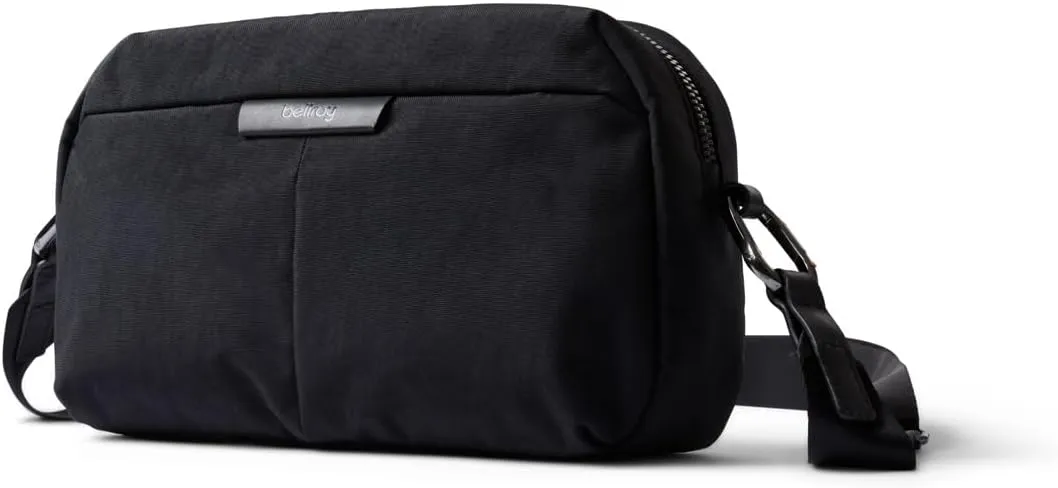 Bellroy Tokyo Crossbody (bag with crossbody strap for everyday use or travel, perfect to carry your daily essentials) - Raven