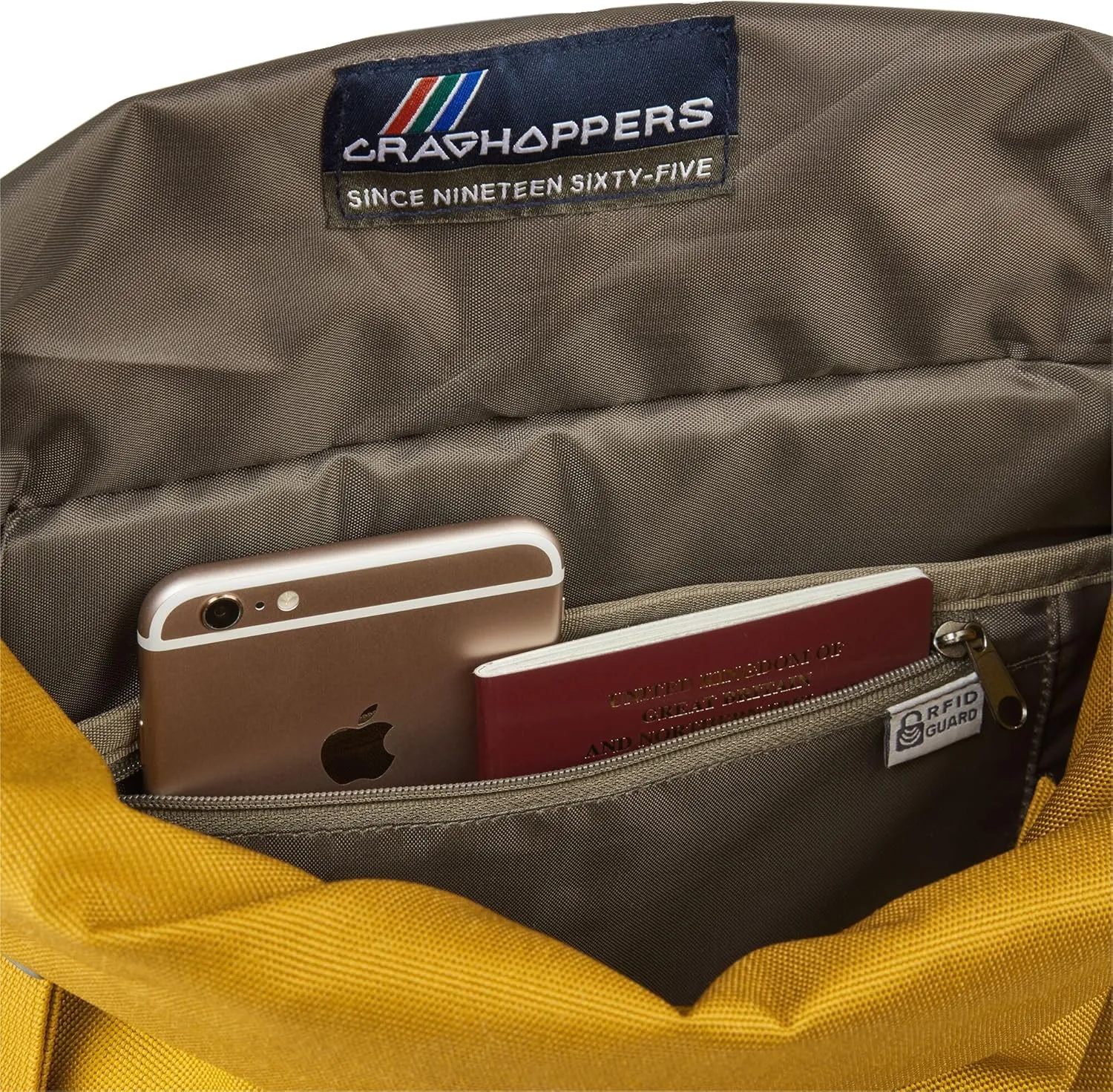 Craghoppers Adult Kiwi Classic Rolltop Backpack, Dark Butterscotch, 16 Liter