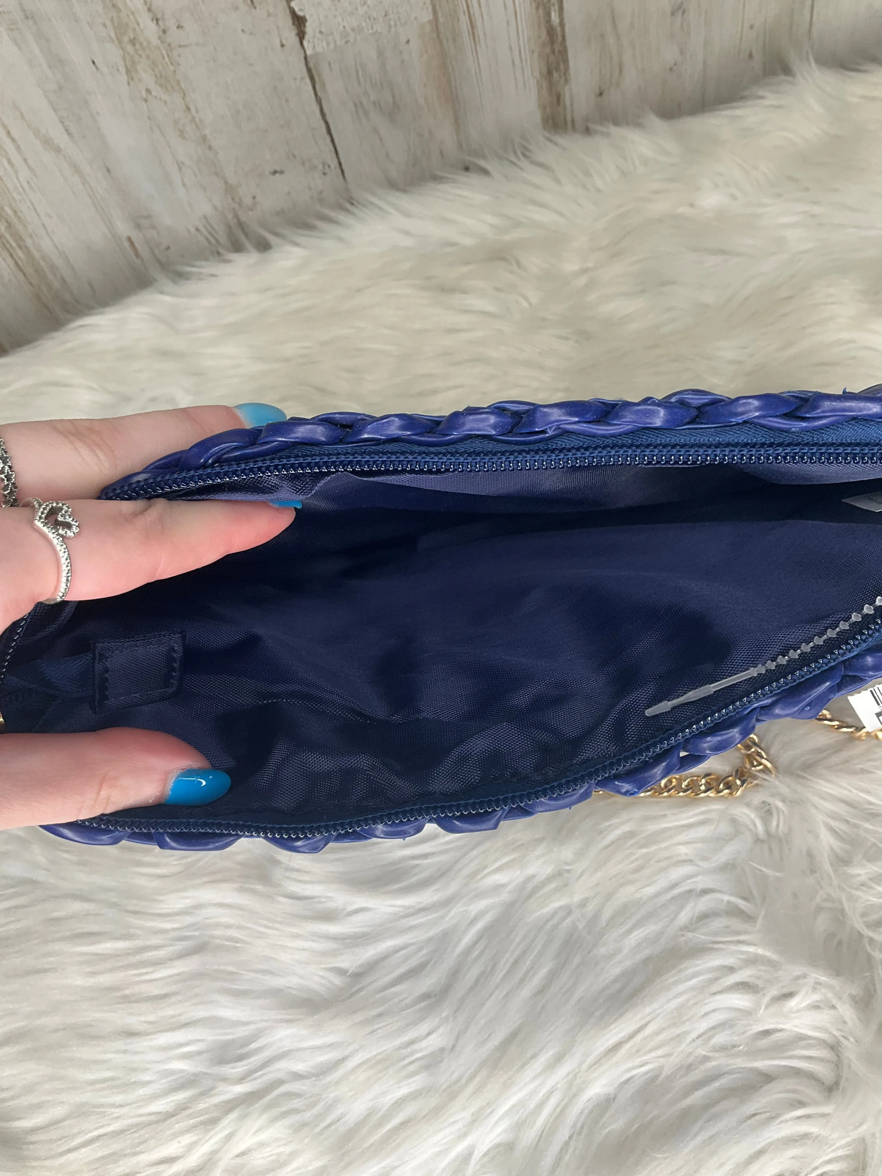 Crossbody By Simply Southern  Size: Medium