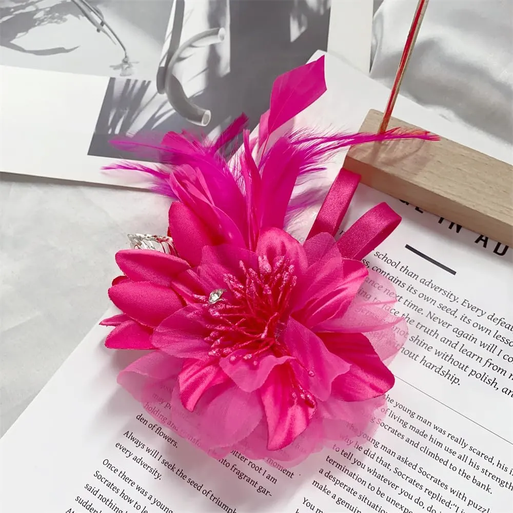Extra Large Flower Brooches Lapel Pins Dainty Crystal Fabric Brooches Big Camellia Flower Brooch Pin for Women Wedding Party Dance Banquet Clothes Accessories Jewelry Ceremony Decoration