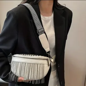 Fringe Fanny