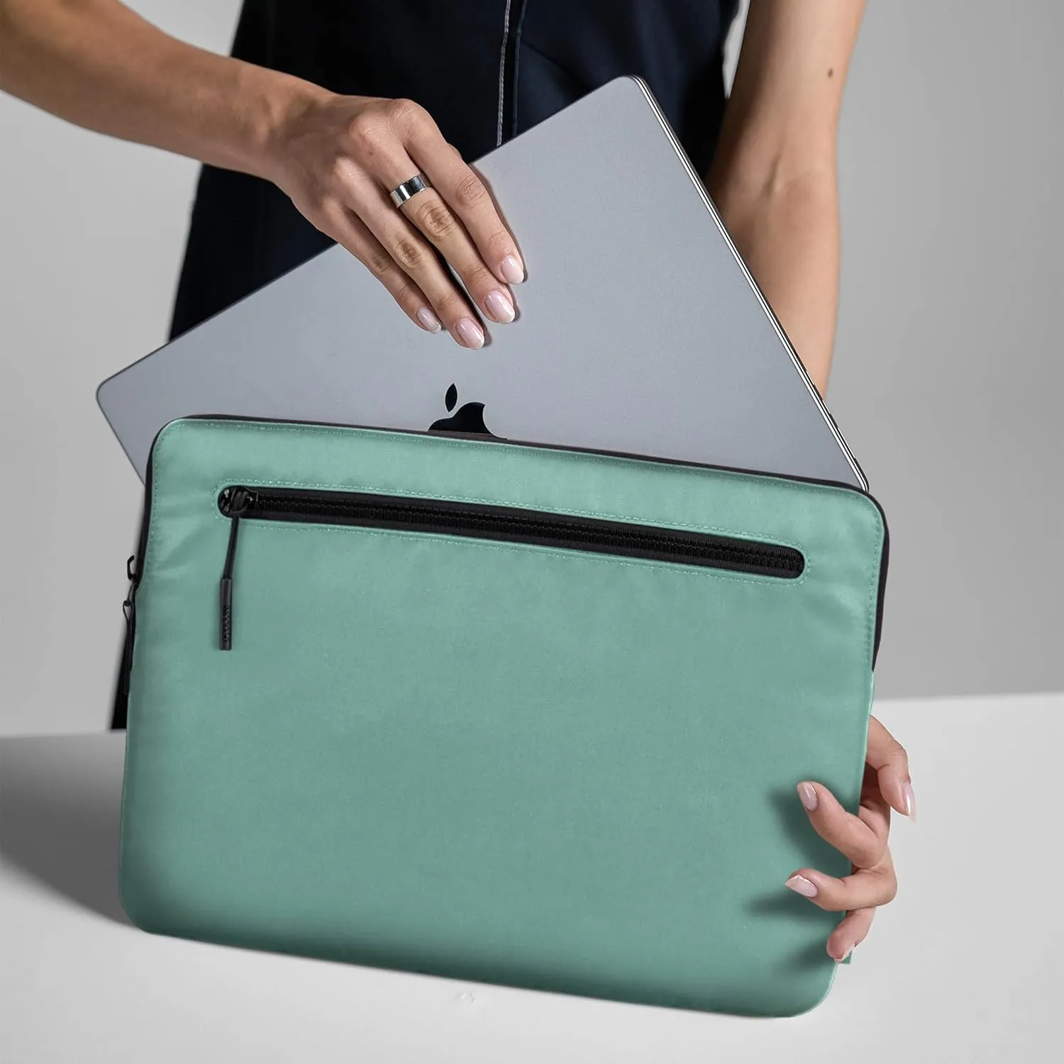 Incase Compact Laptop Sleeve with Flight Nylon - 13-inch MacBook/Laptop & iPad/Tablet Sleeve - Faux Fur Lining, Lightweight, Durable, Weather Resistant, Slip Pocket for Accessories - Desert Green