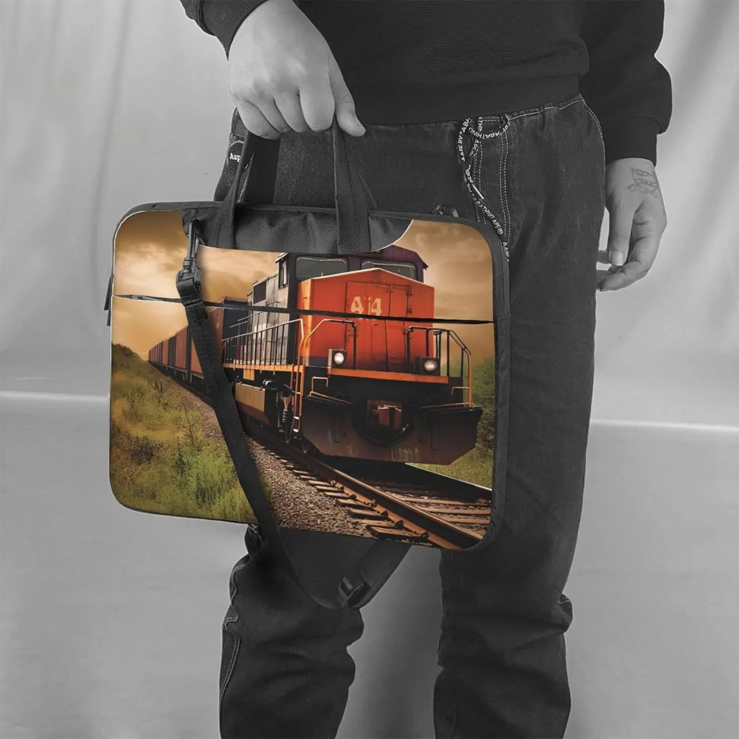 Laptop Sleeve Bag Shockproof Notebook Case Freight Train Computer Carrying Case with Shoulder Strap 14 inch