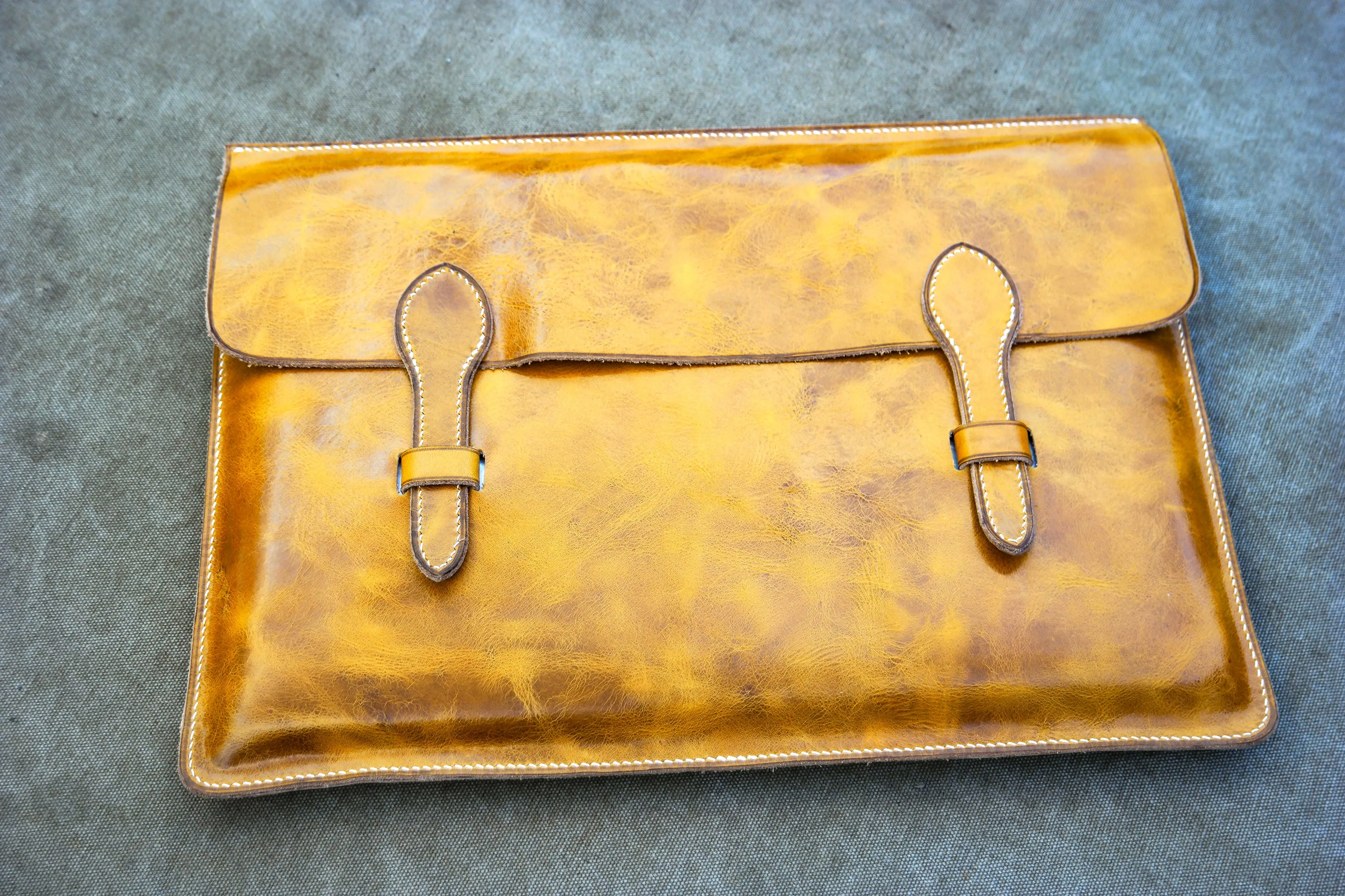 Leather laptop bag MacBook Pro 13/14 / 15/16/17/17.5 inch case/sleeve, leather laptop cover, Made of 100% full real cow leather