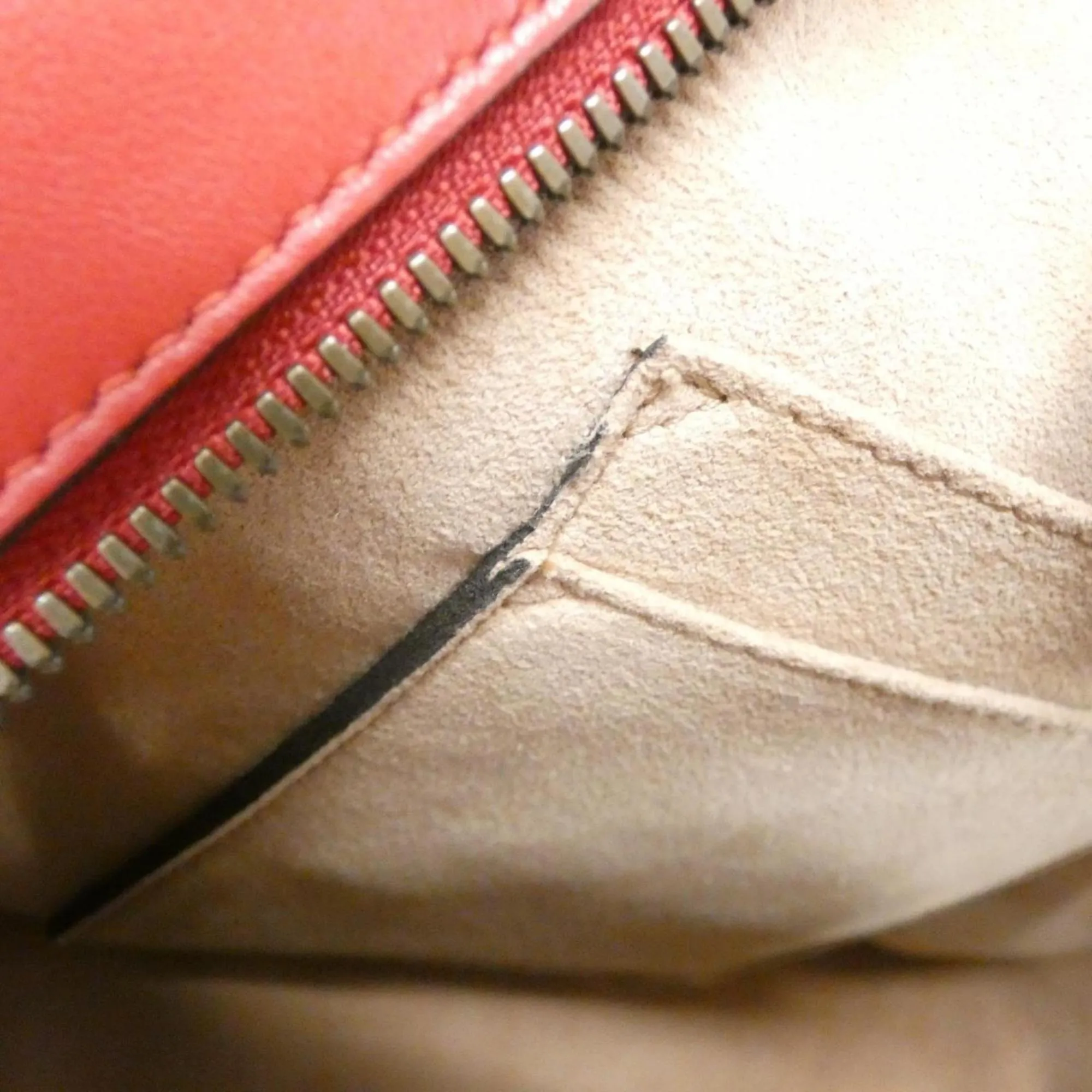 Leather Marmont Bag with Slight Scratches and Scuffs