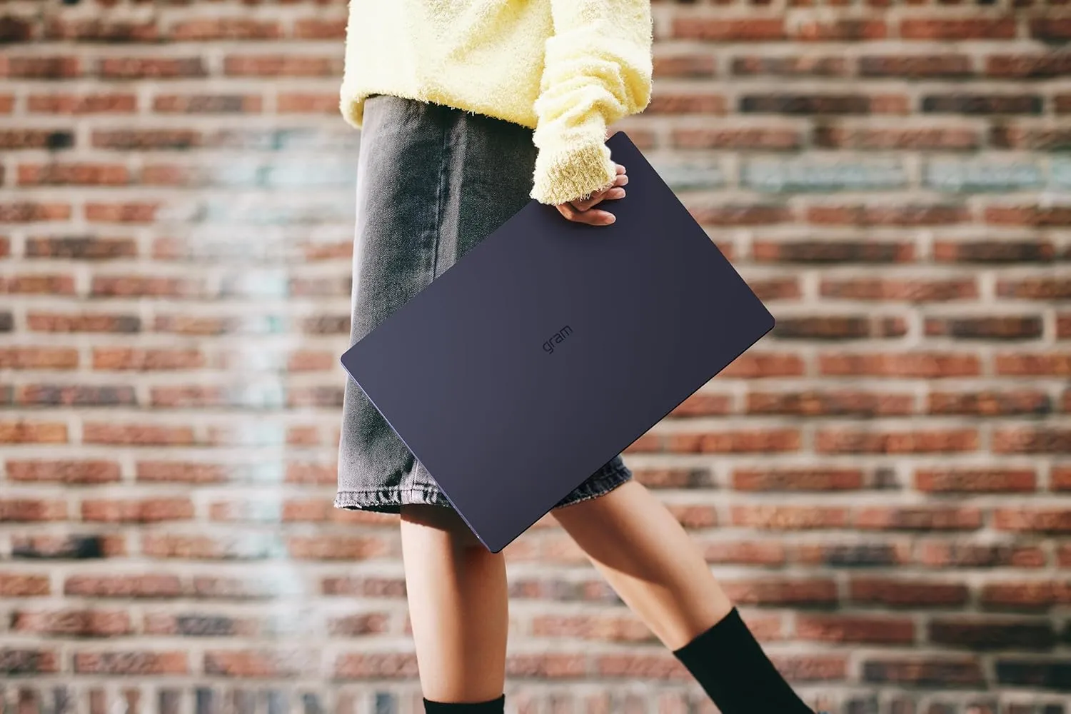 LG gram Pro 16-inch Lightweight Laptop Computer, Intel Evo Edition Powered by Intel Core Ultra7 255H Processor, Windows 11 Home, 32GB RAM, 1TB SSD - Metal Blue
