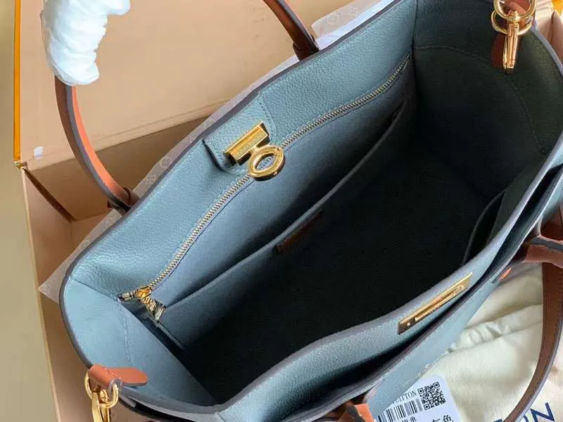 LOV2 Bags - Fashion Bags  1039