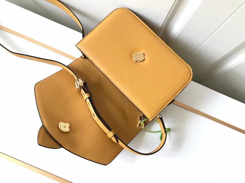 LOV2 Bags - Fashion Bags  1046