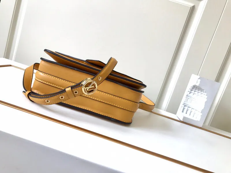 LOV2 Bags - Fashion Bags  1046