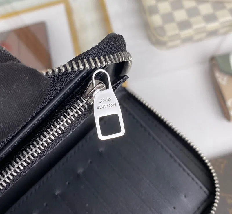 LOV2 Bags - Fashion Bags  2335