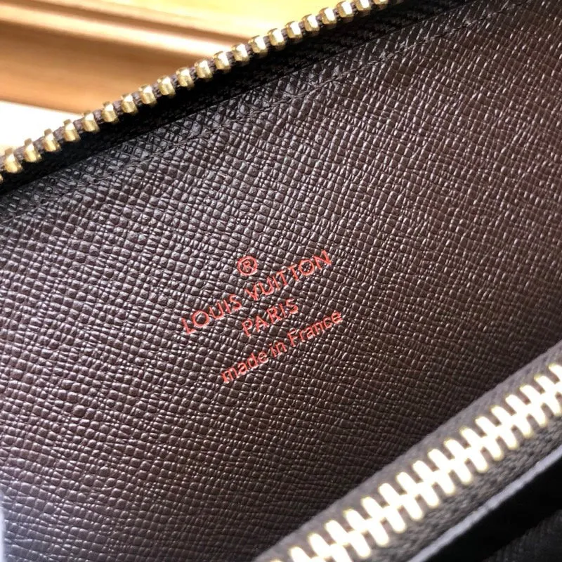 LOV2 Bags - Fashion Bags  2347