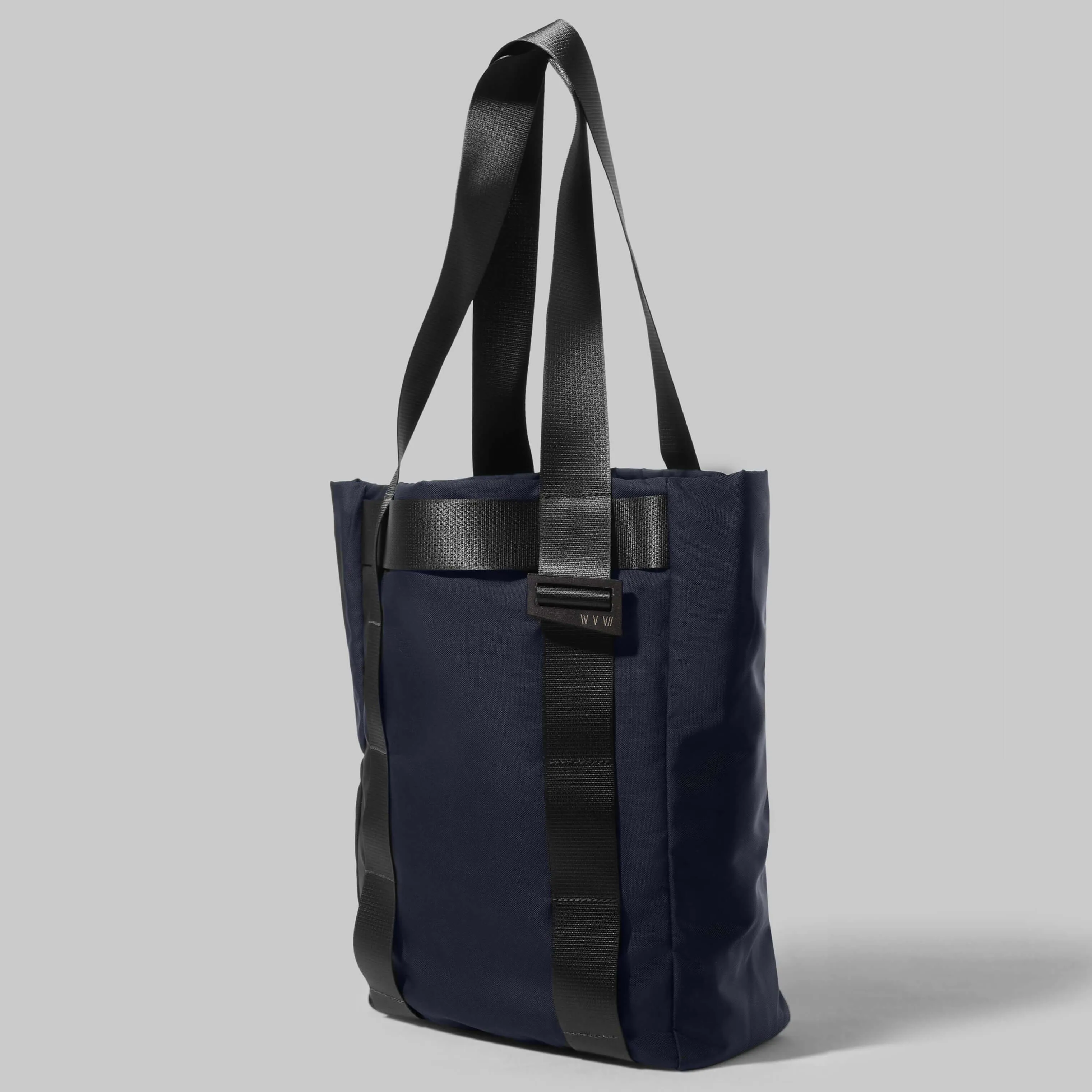 MAATHAI Tote in Econyl®