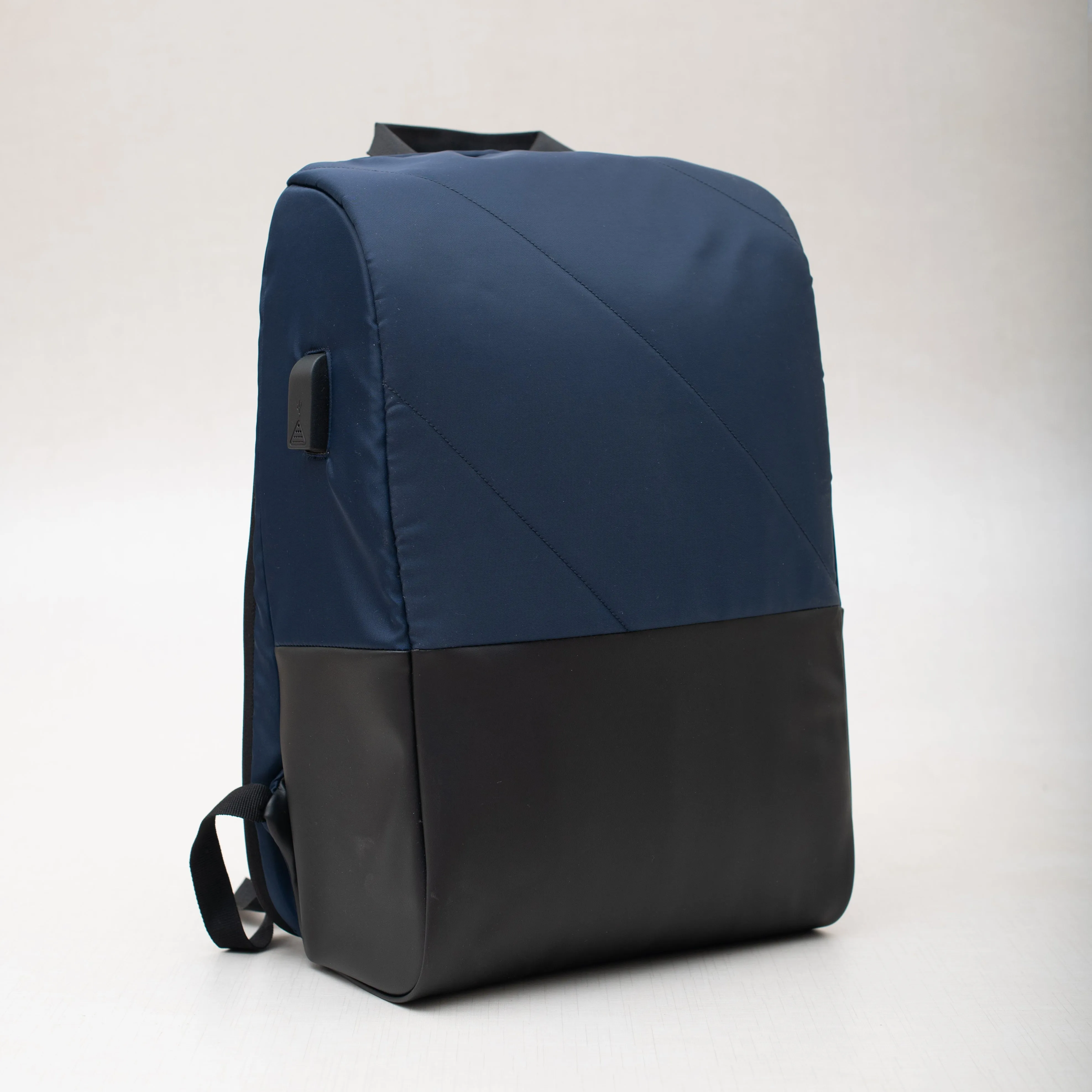 Oblique Raven Laptop Antitheft Backpack: 1N