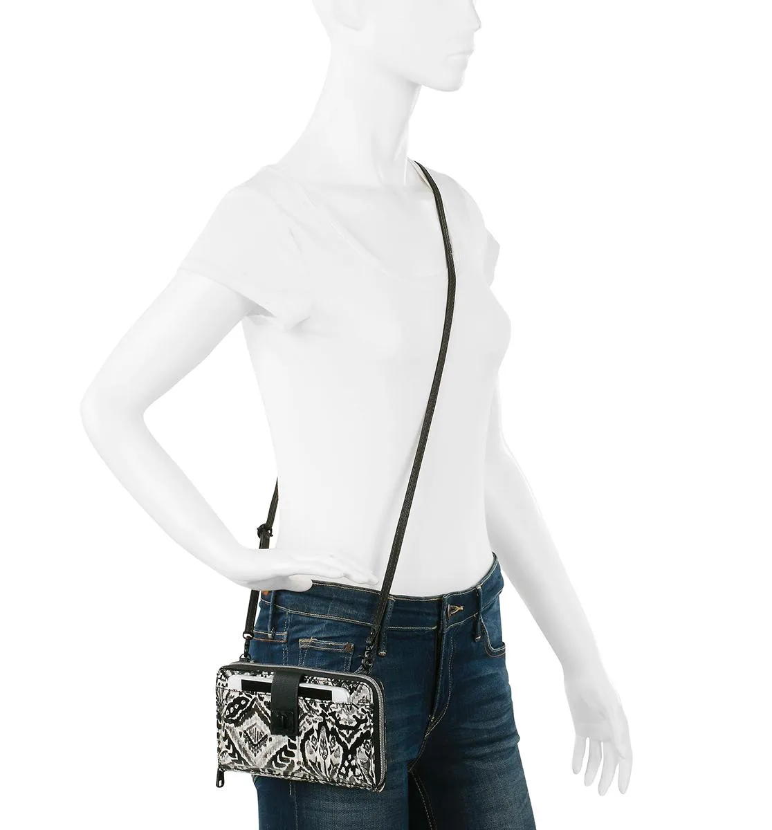 Sakroots Large Smartphone Crossbody