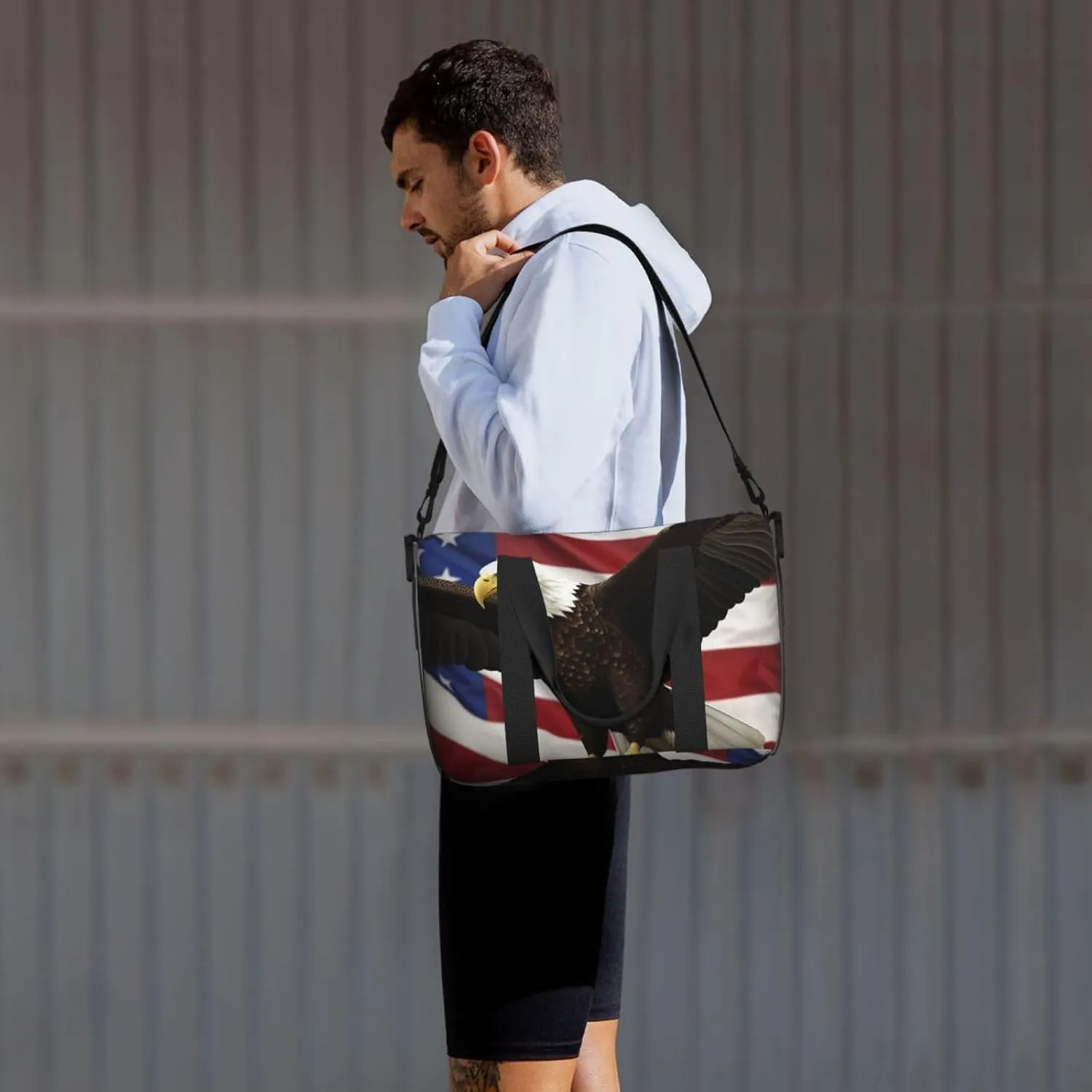 Sports Gym Bag for Women Men Travel Duffel Bag Tote American Flag Fly Eagle Weekender Bag Canvas Carry on Overnight Bag for Travel Swimming Fitness Workout Sports Duffle Bag