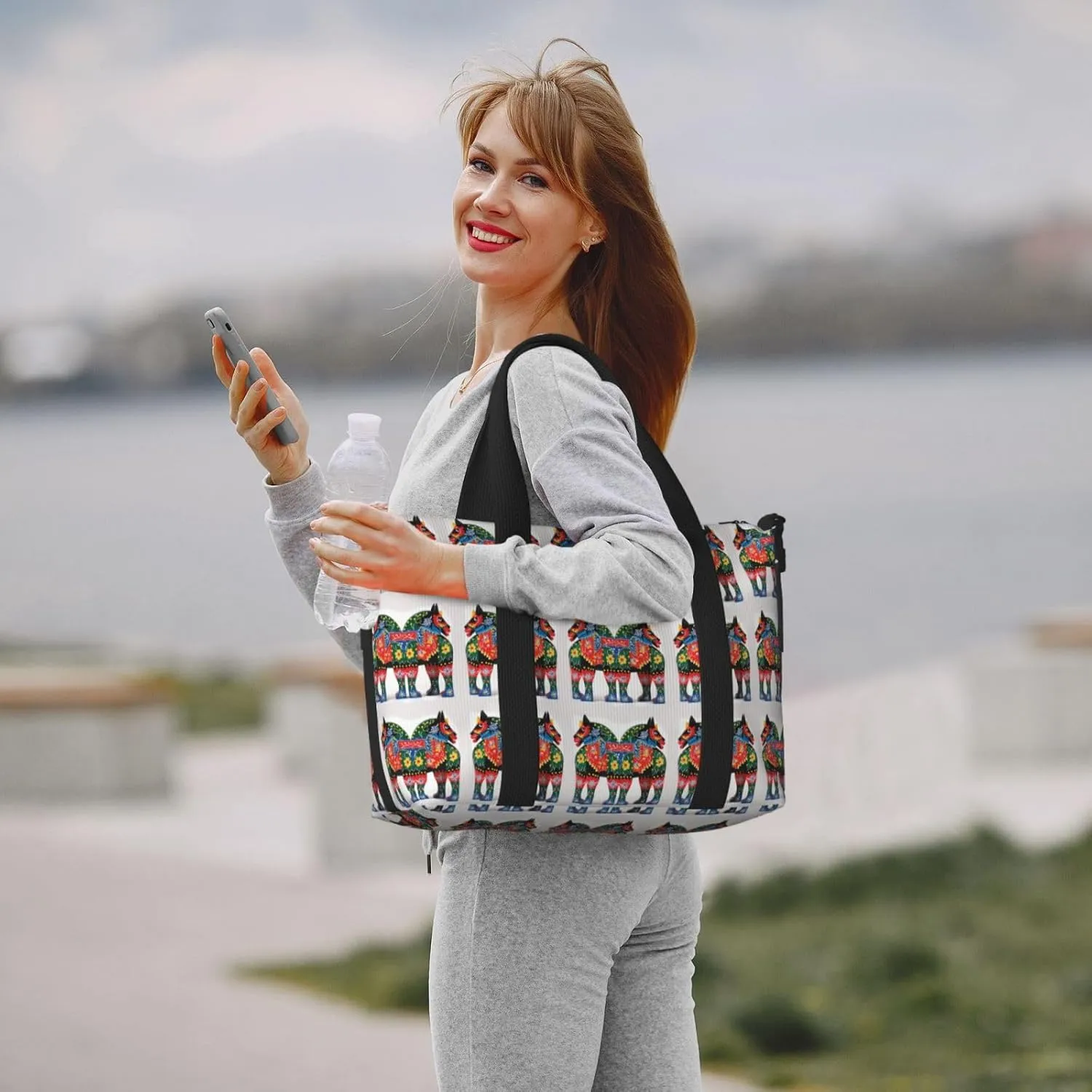 Sports Gym Bag for Women Men Travel Duffel Bag Tote Runner Swedish Dala Horse Folk Weekender Bag Canvas Carry on Overnight Bag for Travel Swimming Fitness Workout Sports Duffle Bag