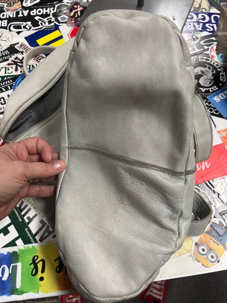VILENCA HOLLAND LEATHER BACKPACK