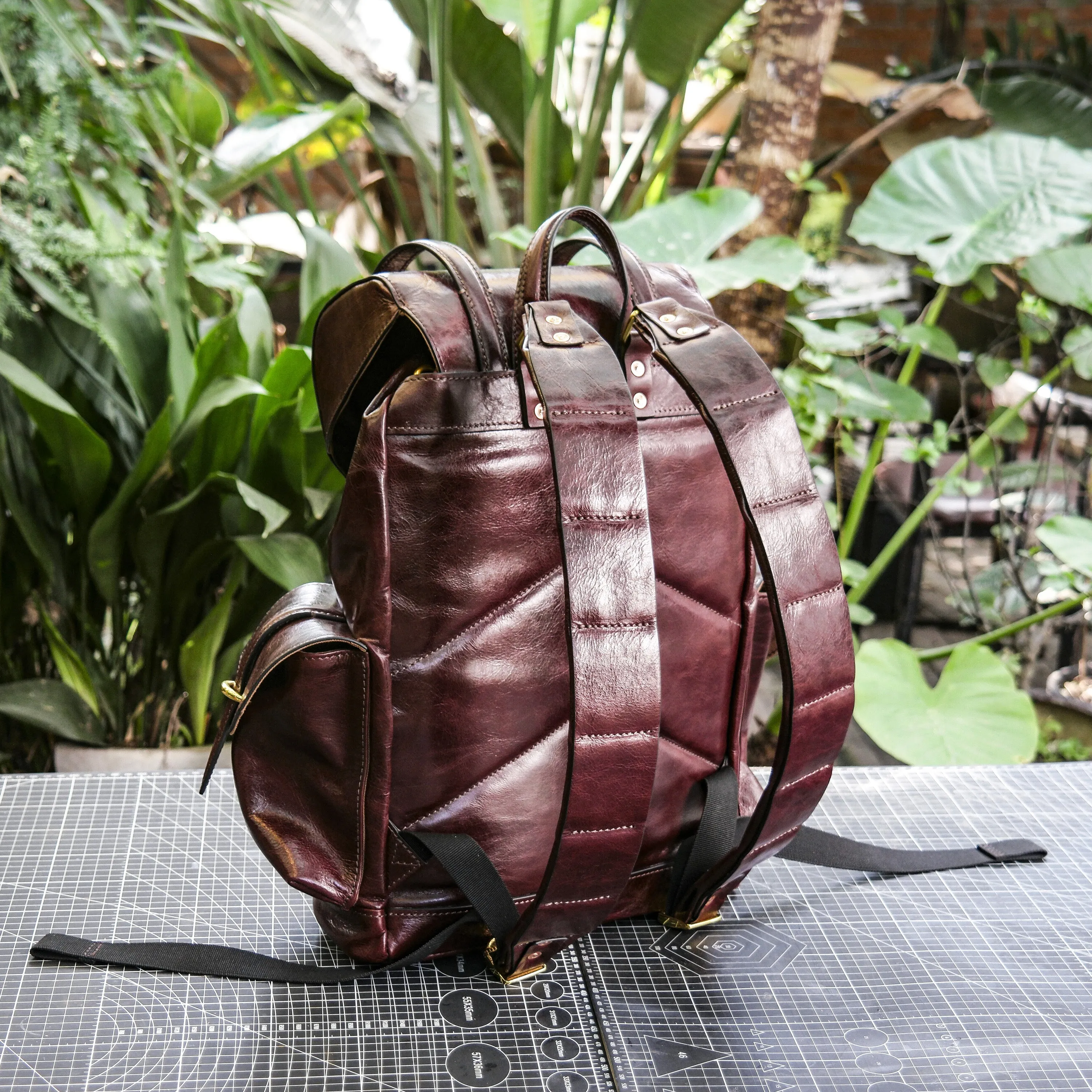 Wine red cowhide handmade backpack/commuting backpack/casual fashion backpack